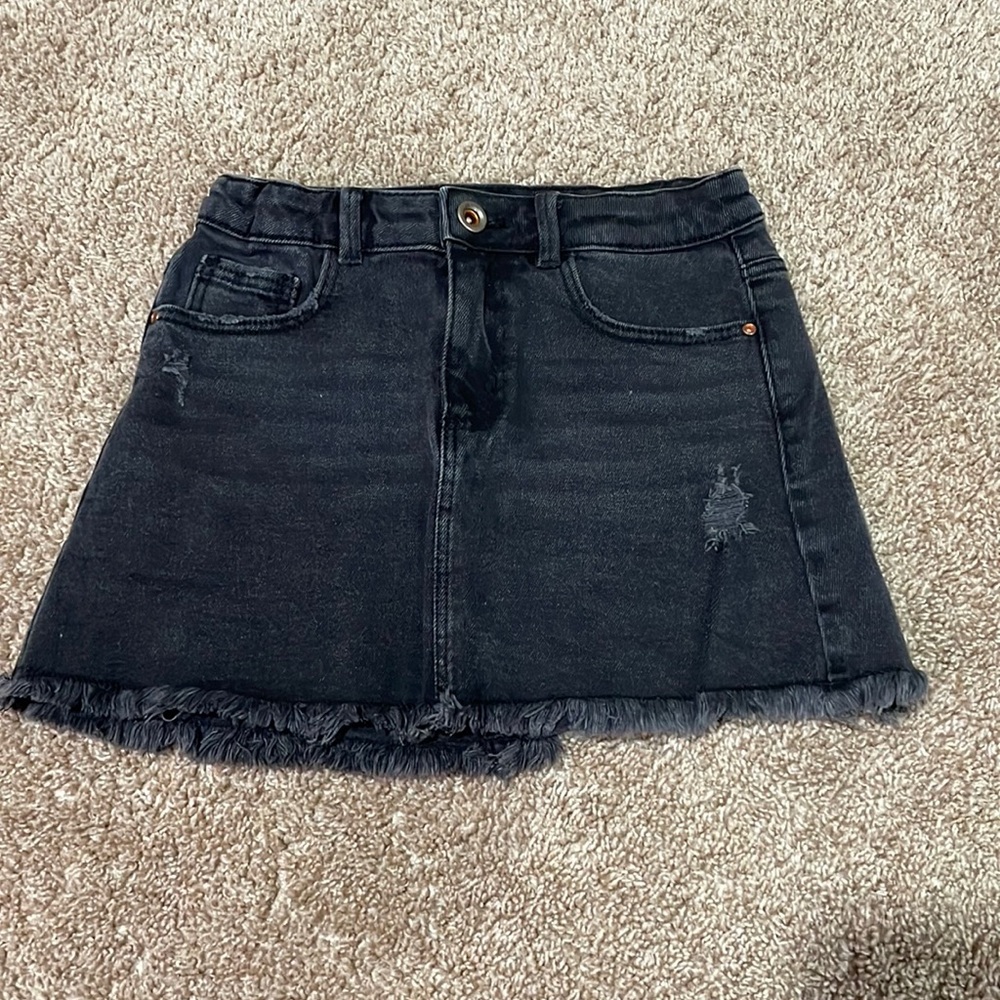 black jean skirt